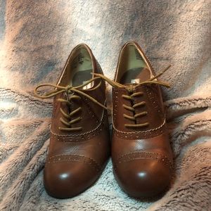 American Eagle Oxford Heel Booties, Size 6.5 (US)